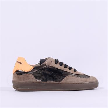 Another Trend Iconic II Gumsole Trainer - Dark Sand